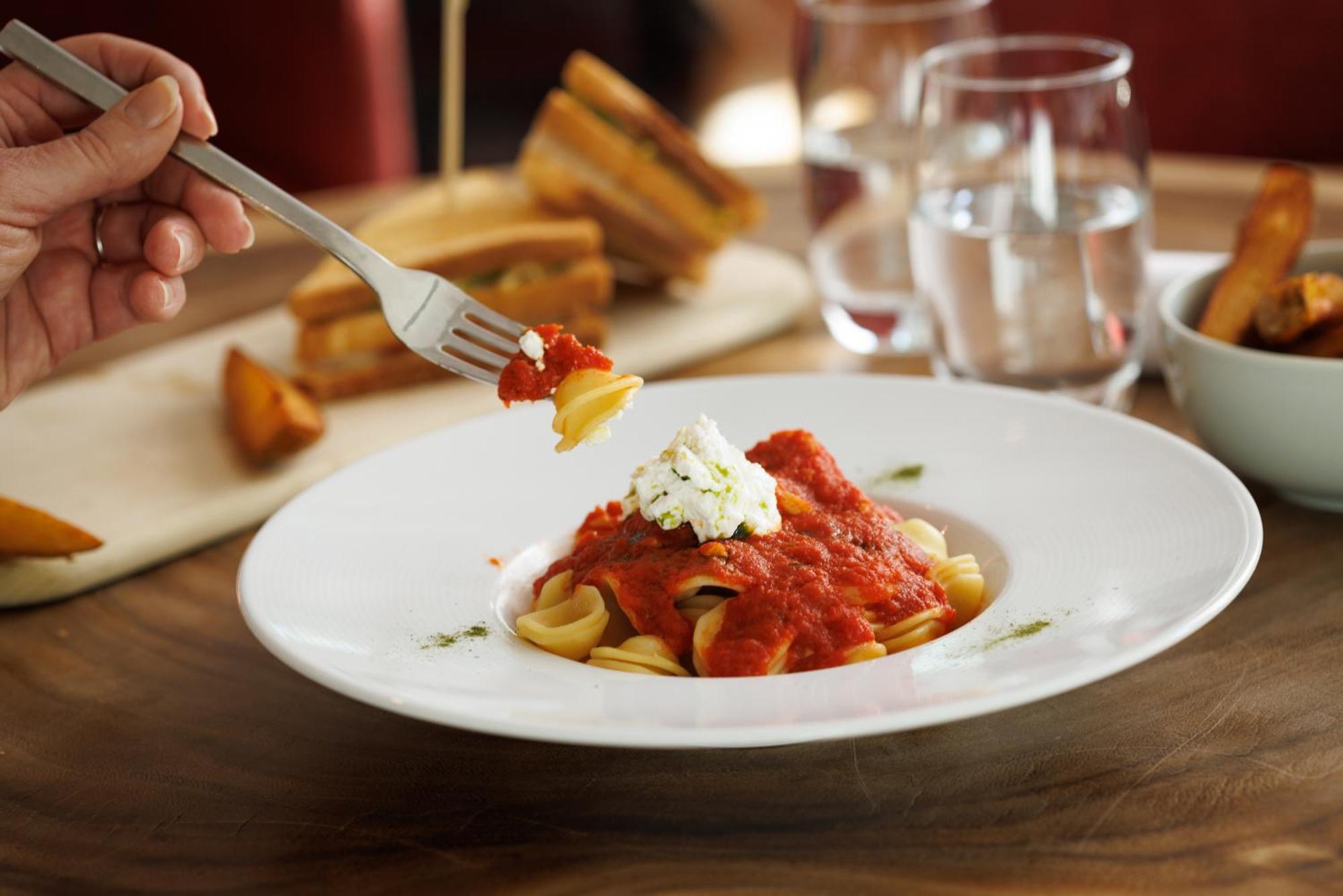 Hotel Restaurant La Vallee Noble, Proche Eguisheim Colmar 술츠마 외부 사진