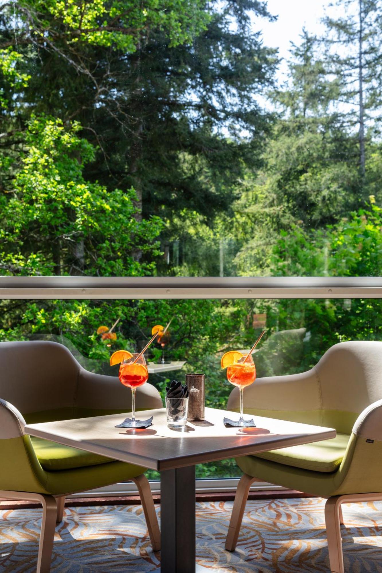 Hotel Restaurant La Vallee Noble, Proche Eguisheim Colmar 술츠마 외부 사진