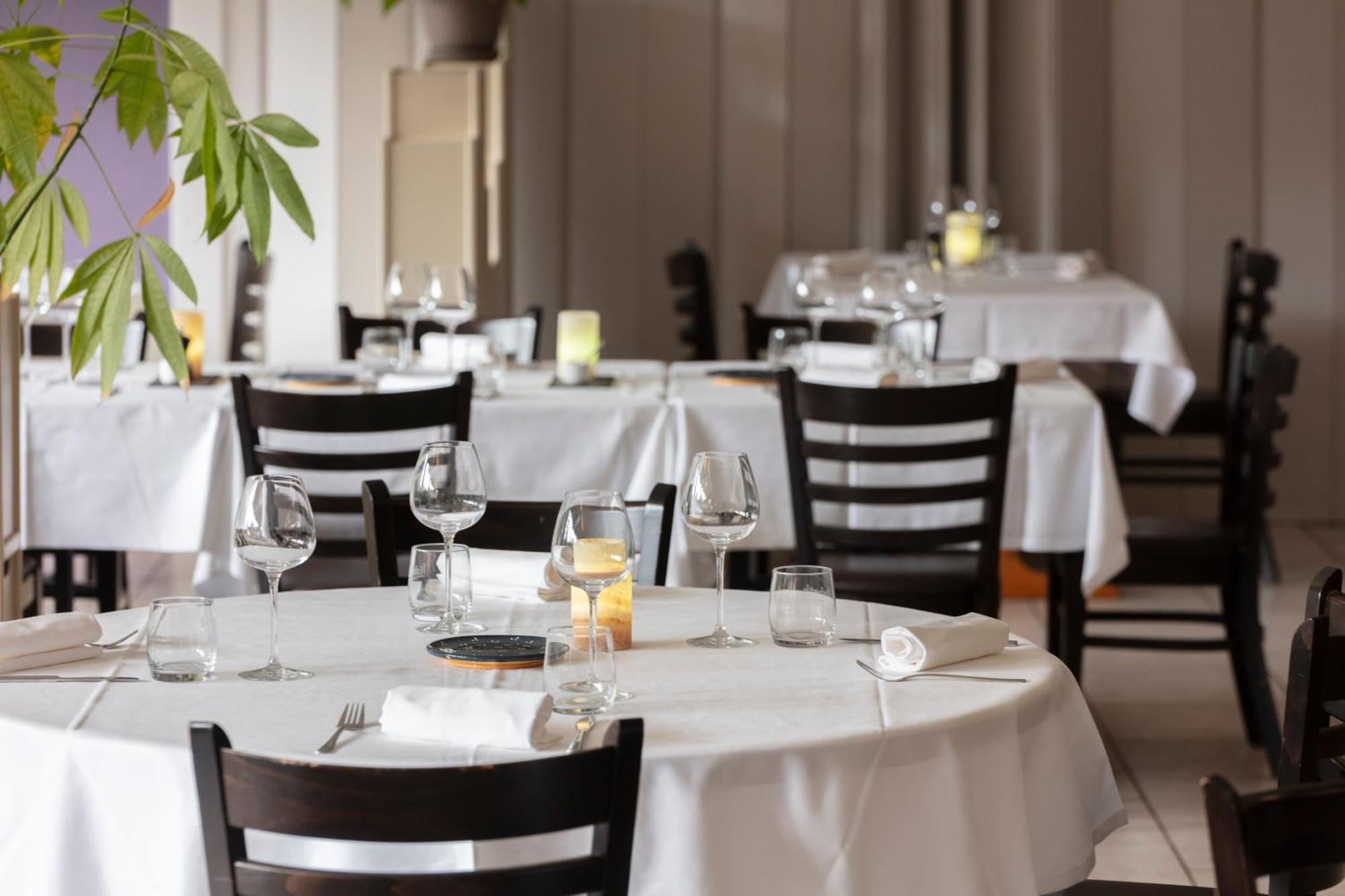 Hotel Restaurant La Vallee Noble, Proche Eguisheim Colmar 술츠마 외부 사진