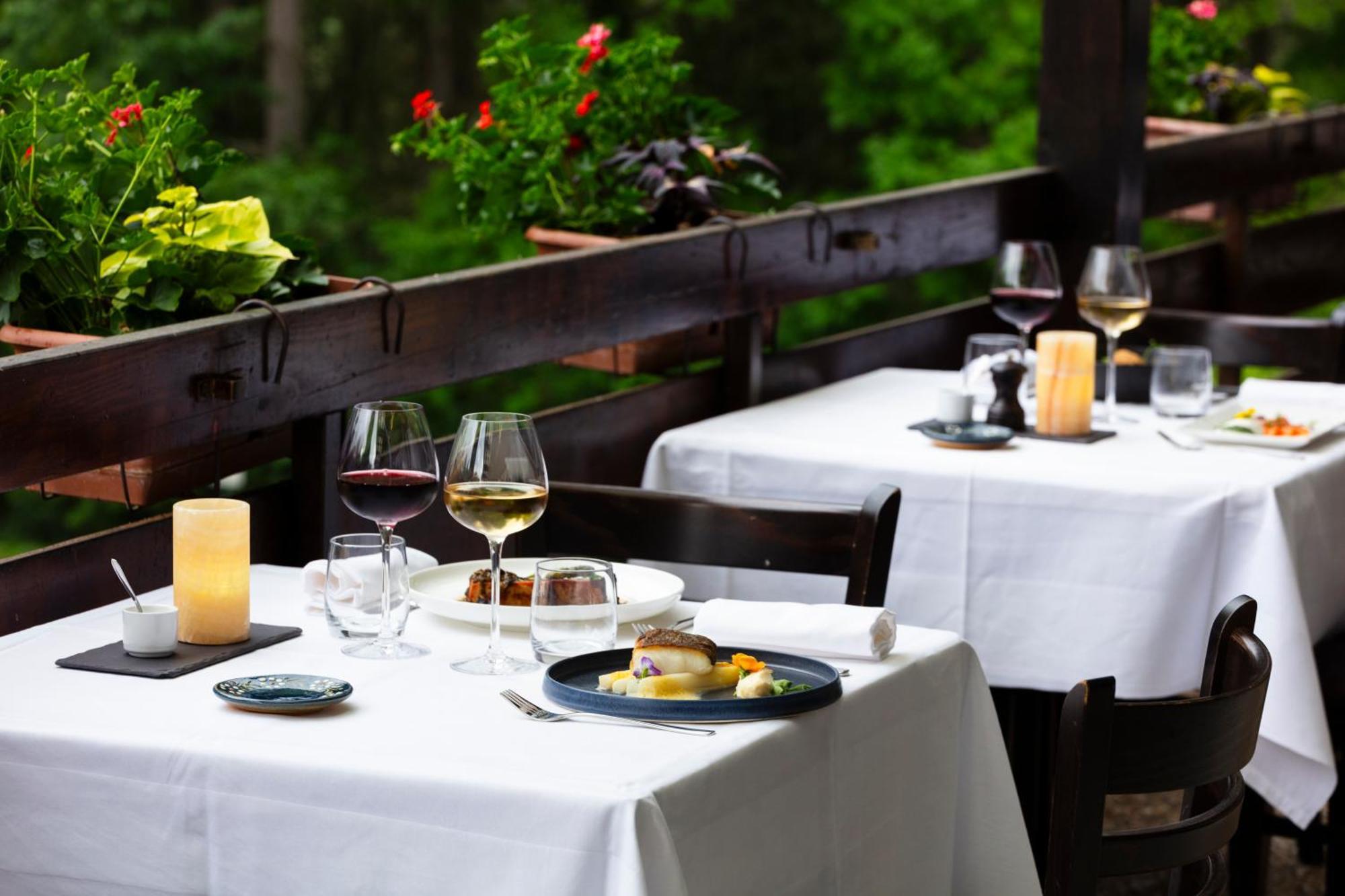 Hotel Restaurant La Vallee Noble, Proche Eguisheim Colmar 술츠마 외부 사진